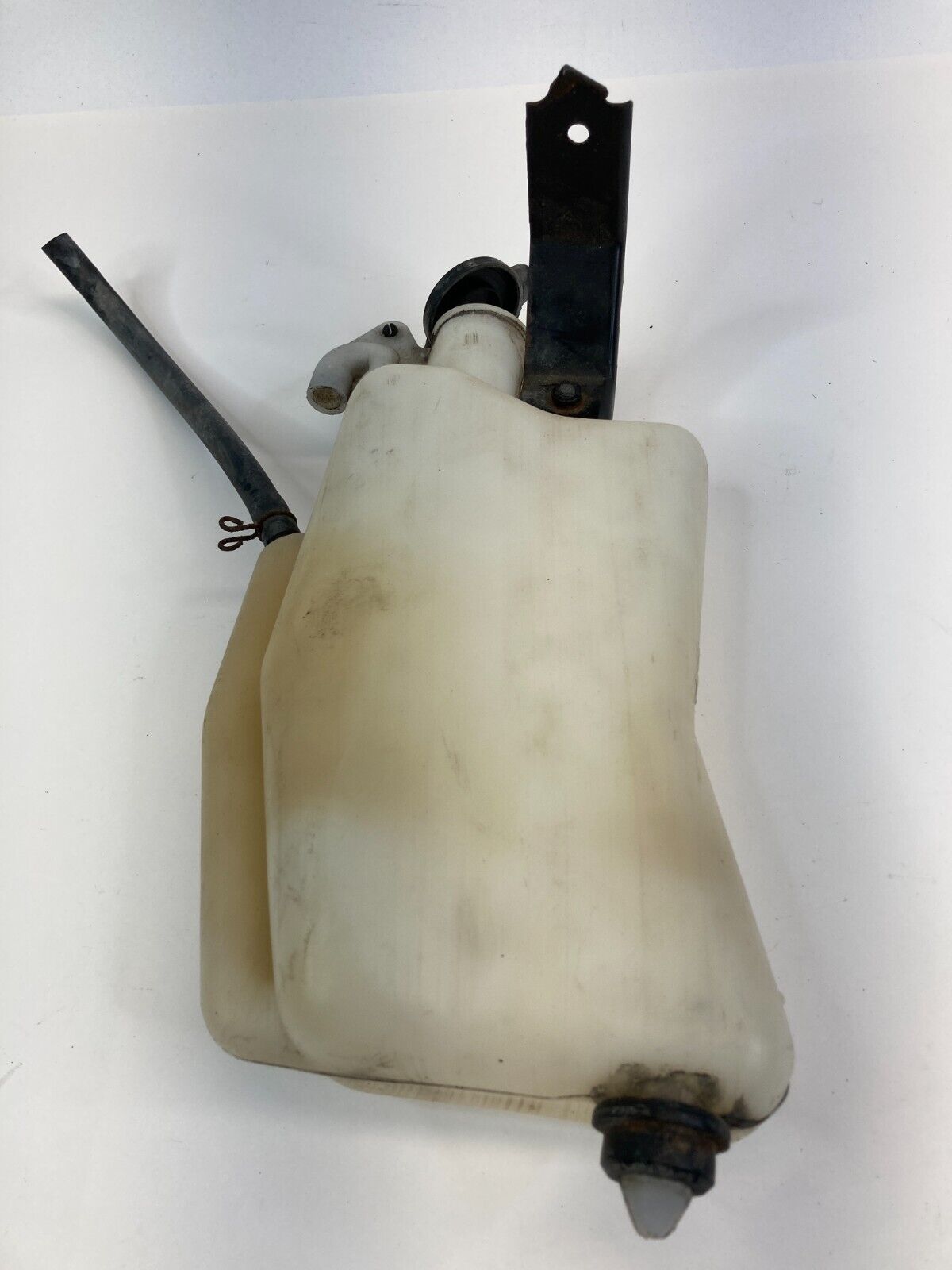 2006 Toyota Tundra 4.7L Radiator Coolant Reservoir Tank w Cap 16470-0F010 OEM