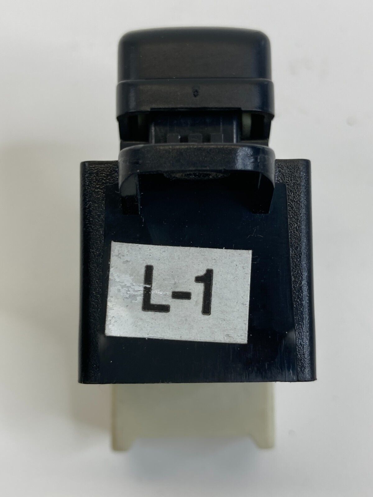 2001-2006 Hyundai Elantra Rear Right Back Side Window Control Switch 93578-2D000