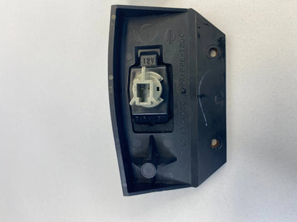 2003-2007 NISSAN MURANO S 3.5L LEFT RIGHT LICENSE PLATE LIGHT ASSY 90163-CA000