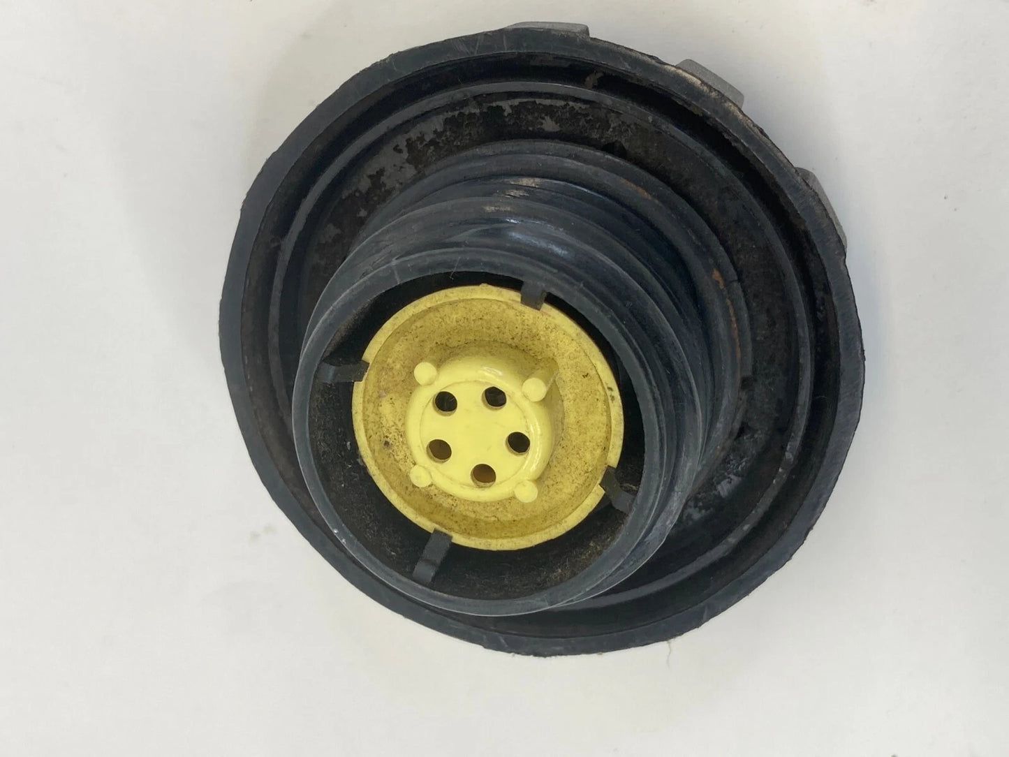 2005-2007 NISSAN ARMADA 5.6L V8 32V 5-SPEED A/T 4WD GAS FUEL TANK FILLER CAP
