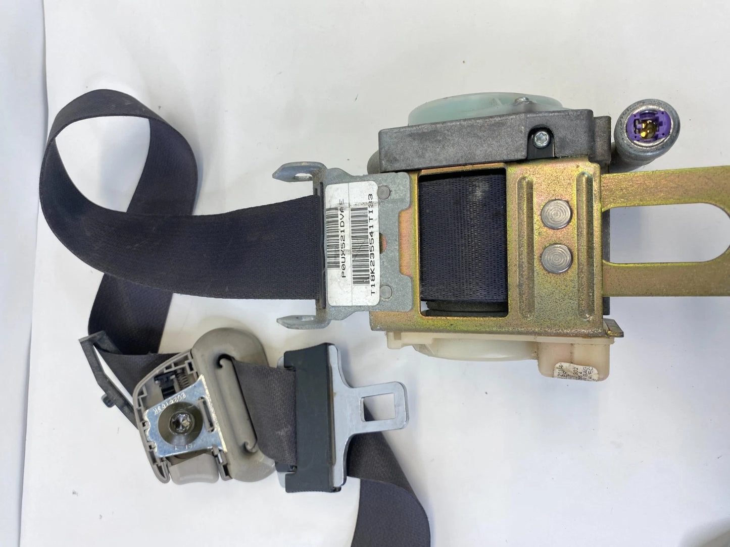 2005 CHRYSLER 300 FRONT RH PASSENGER SEAT BELT RETRACTOR UNIT 0UX521DVAE OEM