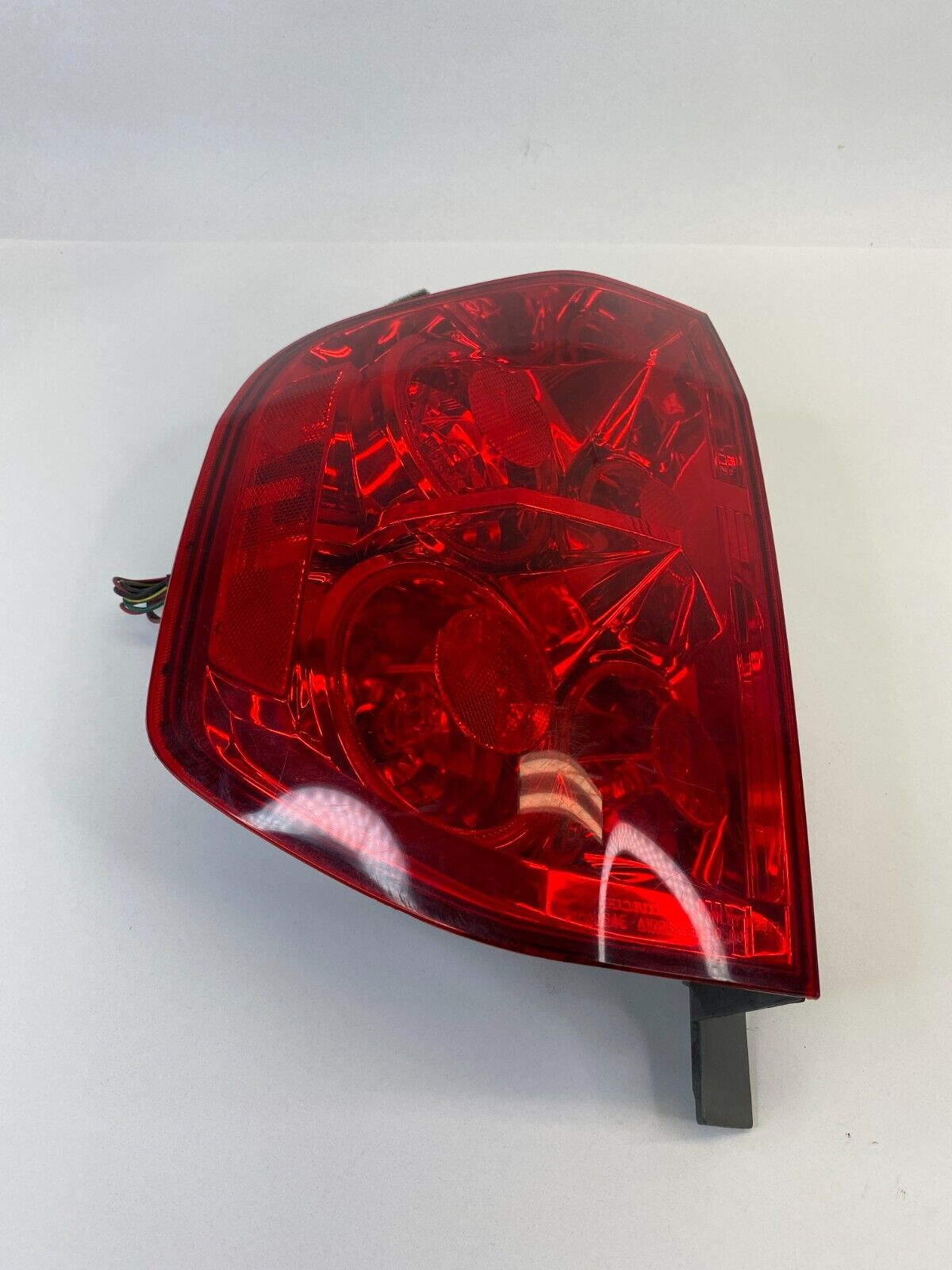 2003 2004 Honda Pilot EX SUV 4-DR Rear Left Tail Light Taillight Assembly OEM