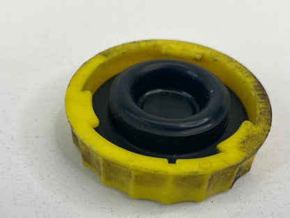 2001-2005 CHRYSLER PT CRUISER BRAKE FLUID MASTER CYLINDER RESERVOIR CAP COVER