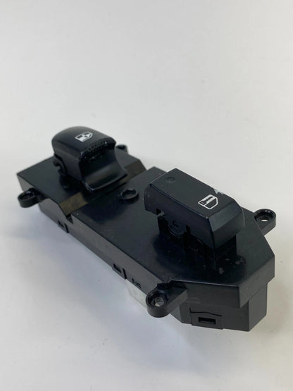 2007-2009 HYUNDAI SANTA FE FRONT RIGHT PASSENGER SIDE WINDOW CONTROL SWITCH ASSY