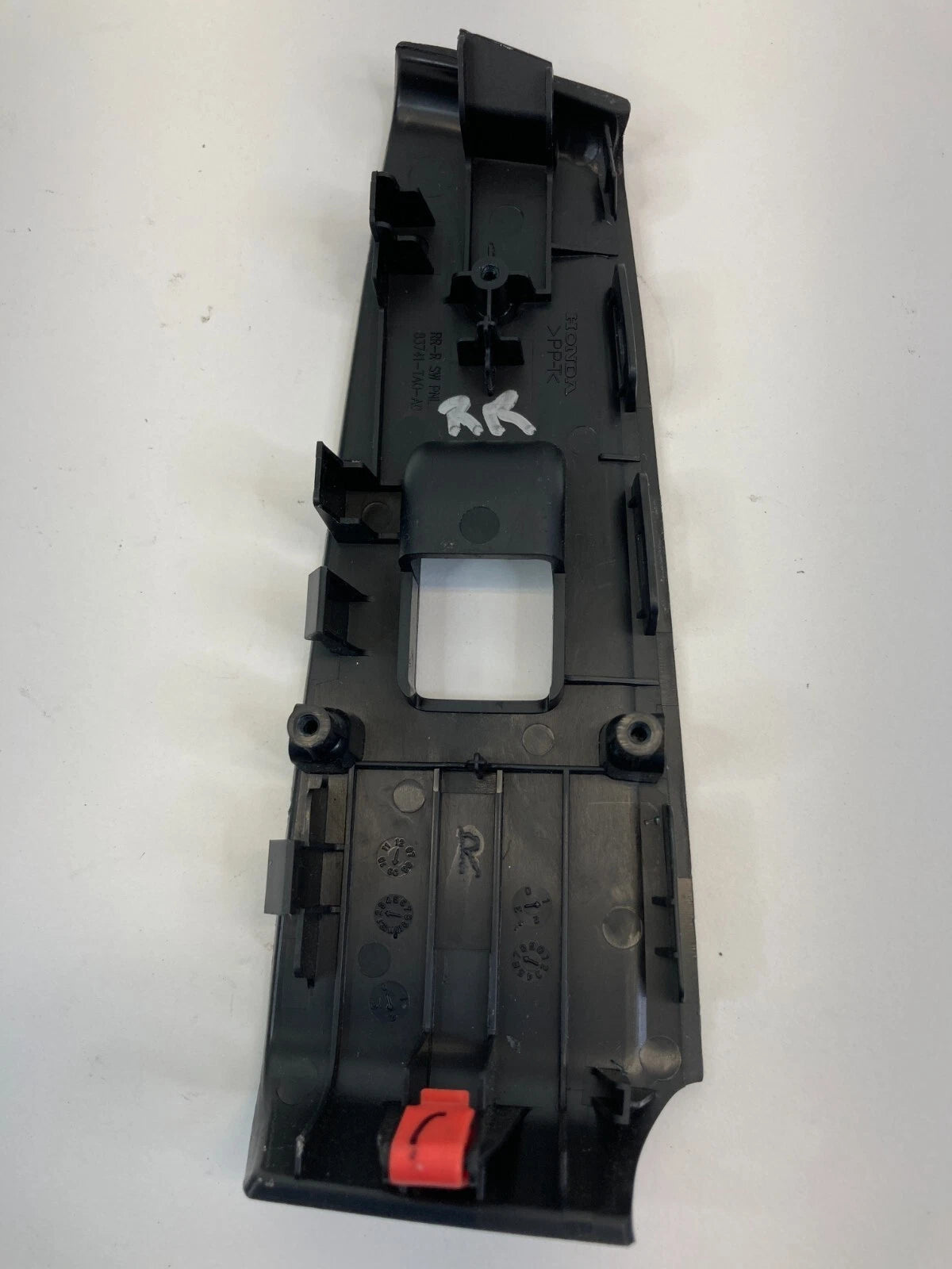 08-12 HONDA ACCORD SEDAN REAR RIGHT DOOR WINDOW SWITCH BEZEL TRIM 83741-TA0-A0
