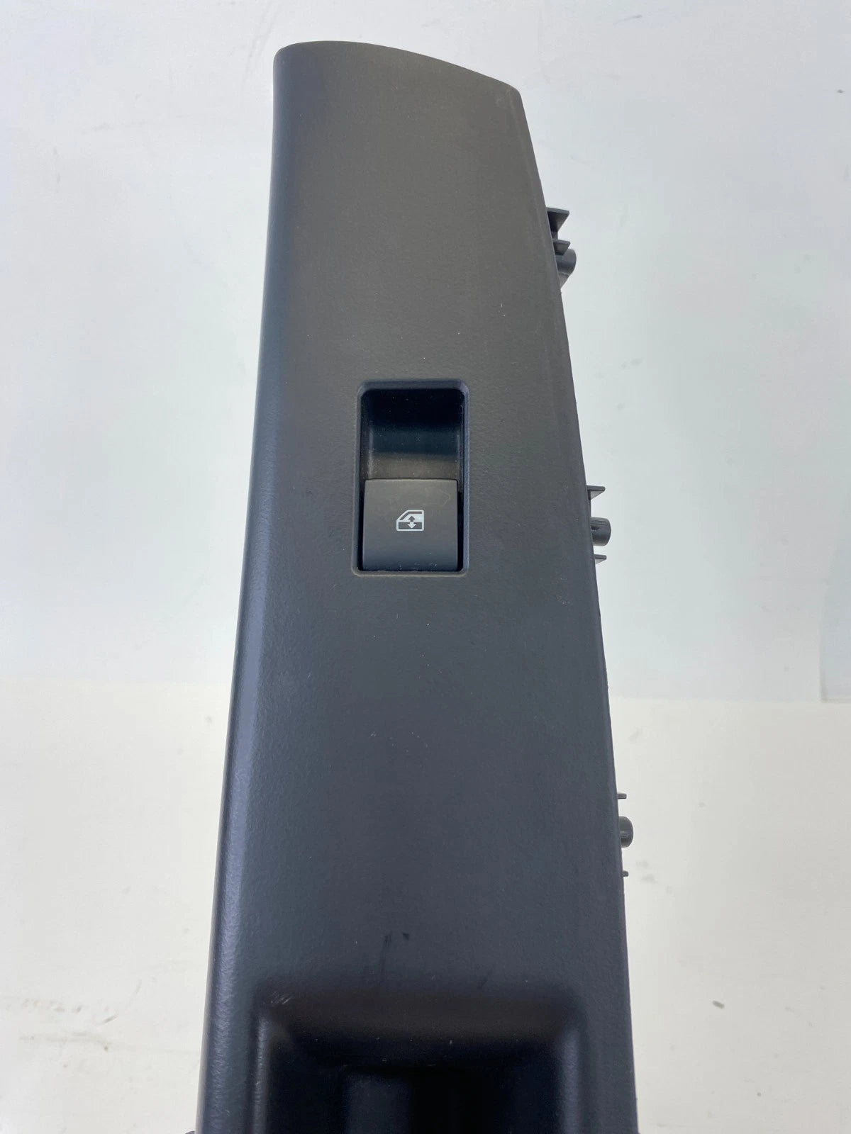 2011-2016 CHEVROLET CRUZE FRONT RIGHT WINDOW BUTTON SWITCH W BEZEL 877569434 OEM