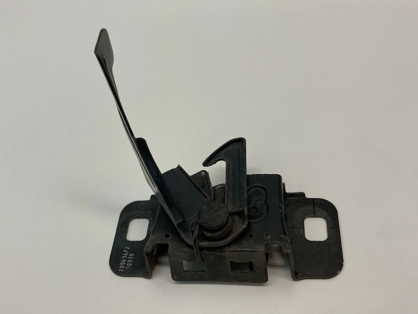 2009-2012 CHEVROLET TRAVERSE FRONT SIDE HOOD LATCH LOCK ASSEMBLY 20941472 OEM