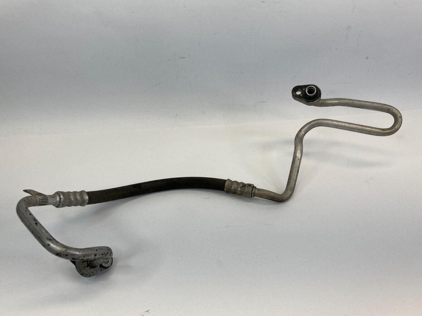 03 04 Chrysler Town & Country AC Refrigerant Discharge Hose Line 04677492AA OEM