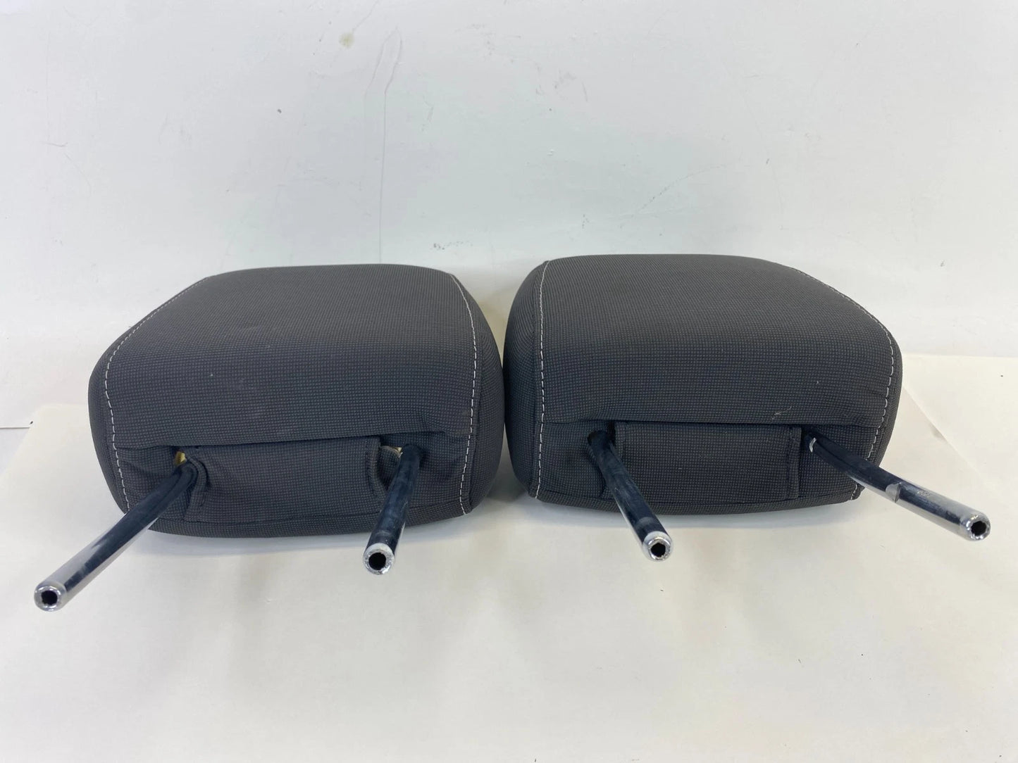 2012-2014 FORD FOCUS SEDAN FRONT LEFT & RIGHT SEAT HEADREST HEAD REST SET CLOTH