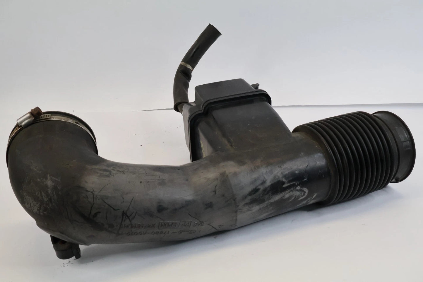 2005 2006 TOYOTA TUNDRA 4.7L AIR CLEANER INTAKE HOSE W/ RESONATOR 17880-AC010