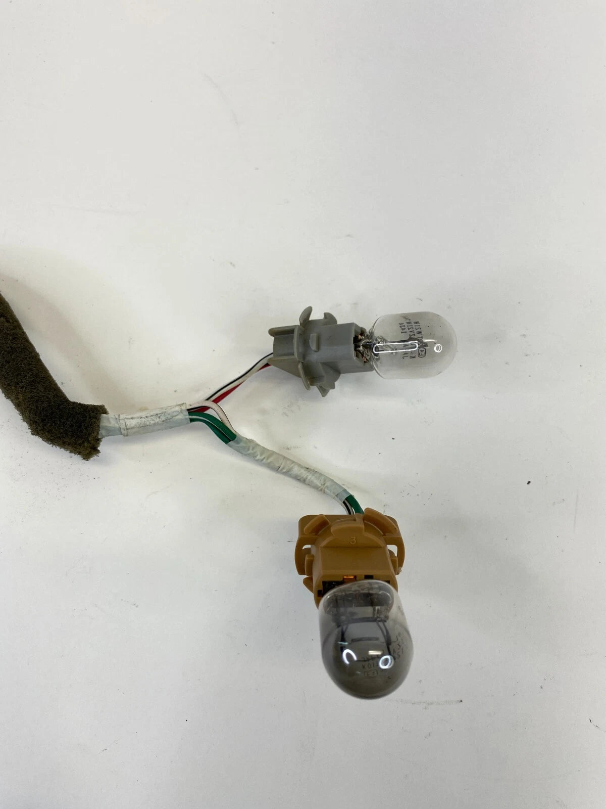 2000-2003 Lexus RX300 Rear Taillight Socket Wire Tail Light Lamp Bulb Harness