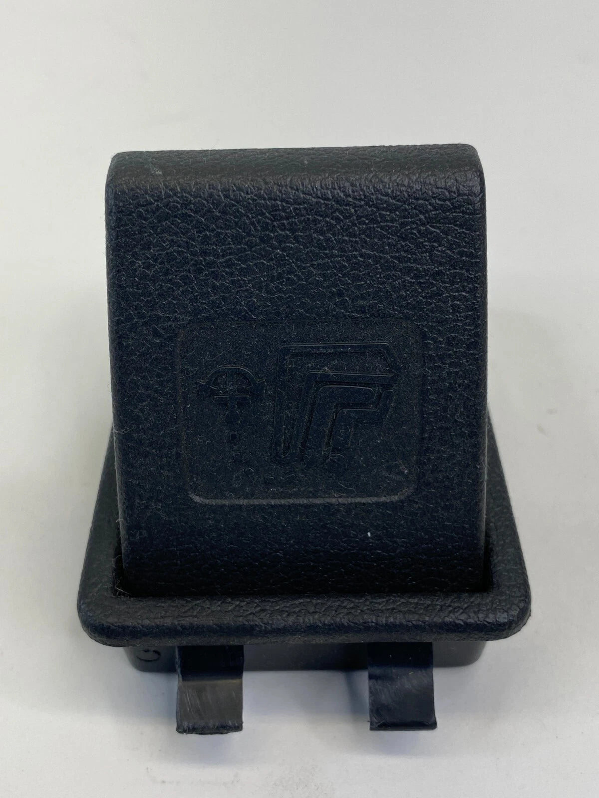 2014 2015 2016 HYUNDAI ELANTRA REAR SEAT CHILD ANCHOR COVER BEZEL TRIM OEM