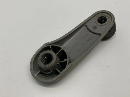 98 99 CHEVROLET MALIBU REAR RIGHT DOOR WINDOW MANUAL CRANK HANDLE OEM 22649511