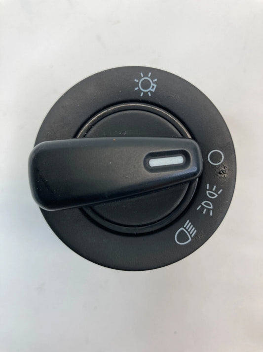 2012-2015 RAM CARGO VAN DASH HEADLIGHT HEADLAMP CONTROL SWITCH OEM 68072000AC
