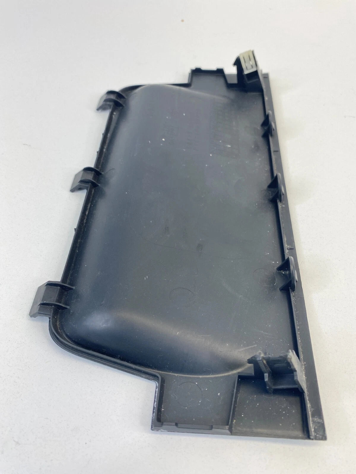 2007-2012 NISSAN VERSA LOWER INSTRUMENT PANEL COVER BEZEL TRIM 68413-EL00A OEM