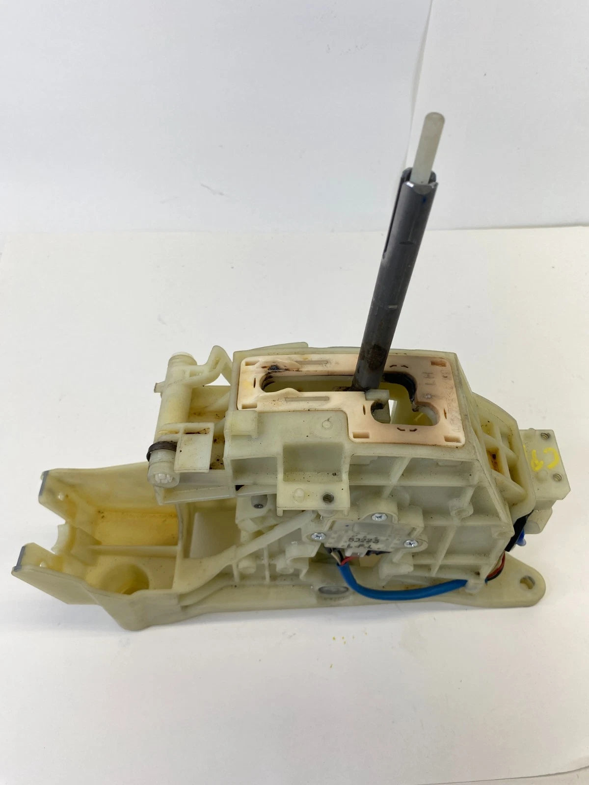 2015-2017 HYUNDAI SONATA A/T GEAR FLOOR SHIFTER SHIFT SELECTOR 46700C1200 OEM