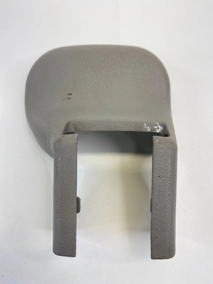 2001-2004 TOYOTA SEQUOIA FRONT SEAT RIGHT SIDE REAR TRACK END COVER 72137-0C160