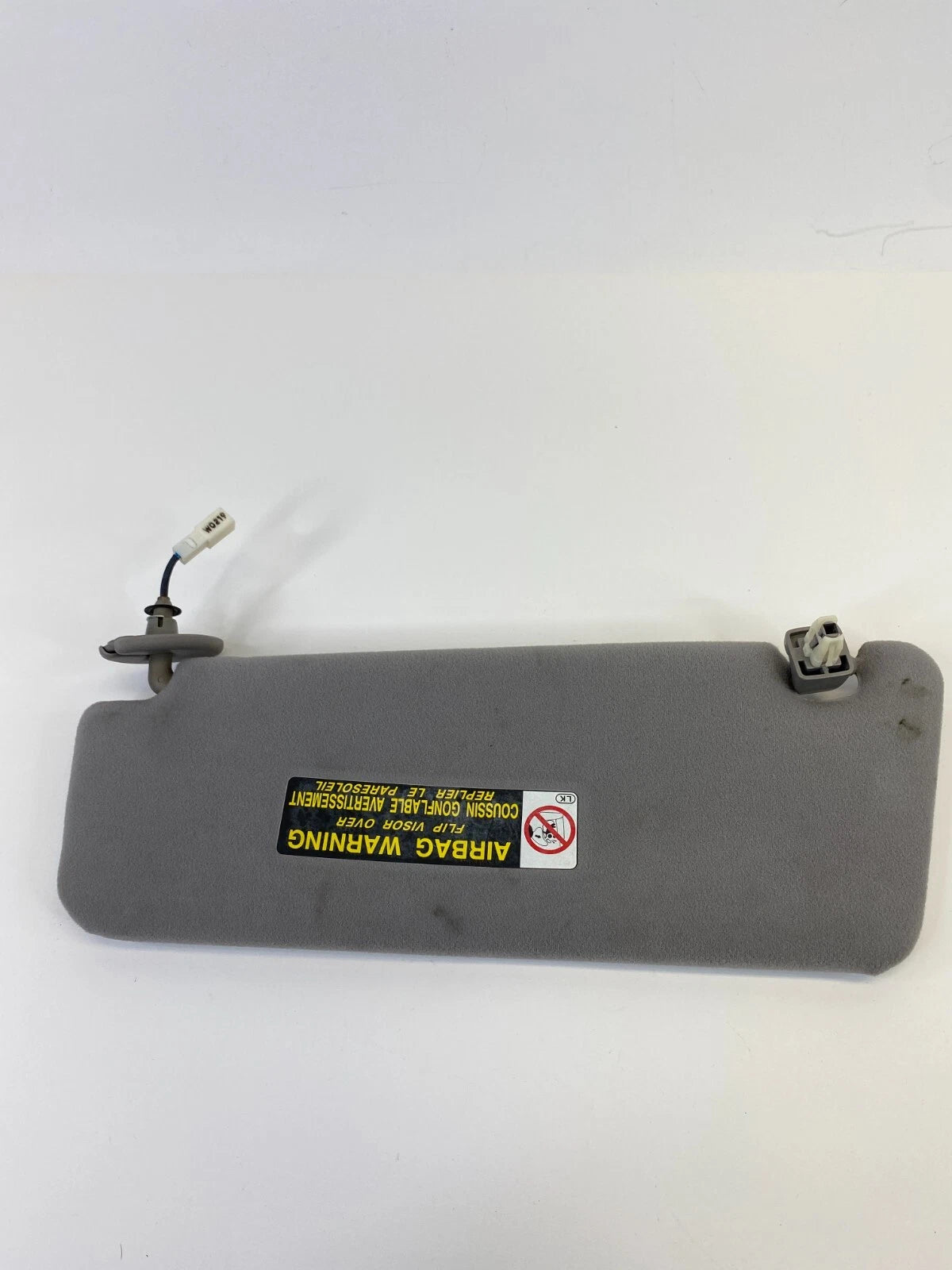 2002 2003 LEXUS ES300 ROOF RIGHT PASSENGER SUNVISOR SUN VISOR GRAY OEM