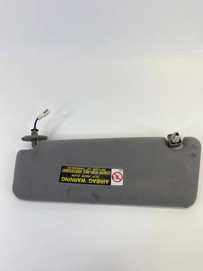 2002 2003 LEXUS ES300 ROOF RIGHT PASSENGER SUNVISOR SUN VISOR GRAY OEM