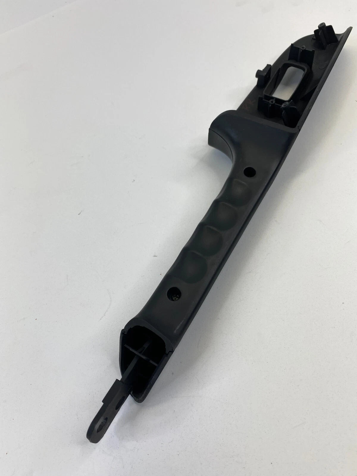 06-11 KIA RIO RIO5 REAR RIGHT PASSENGER DOOR WINDOW SWITCH BEZEL 83720-1G010 OEM