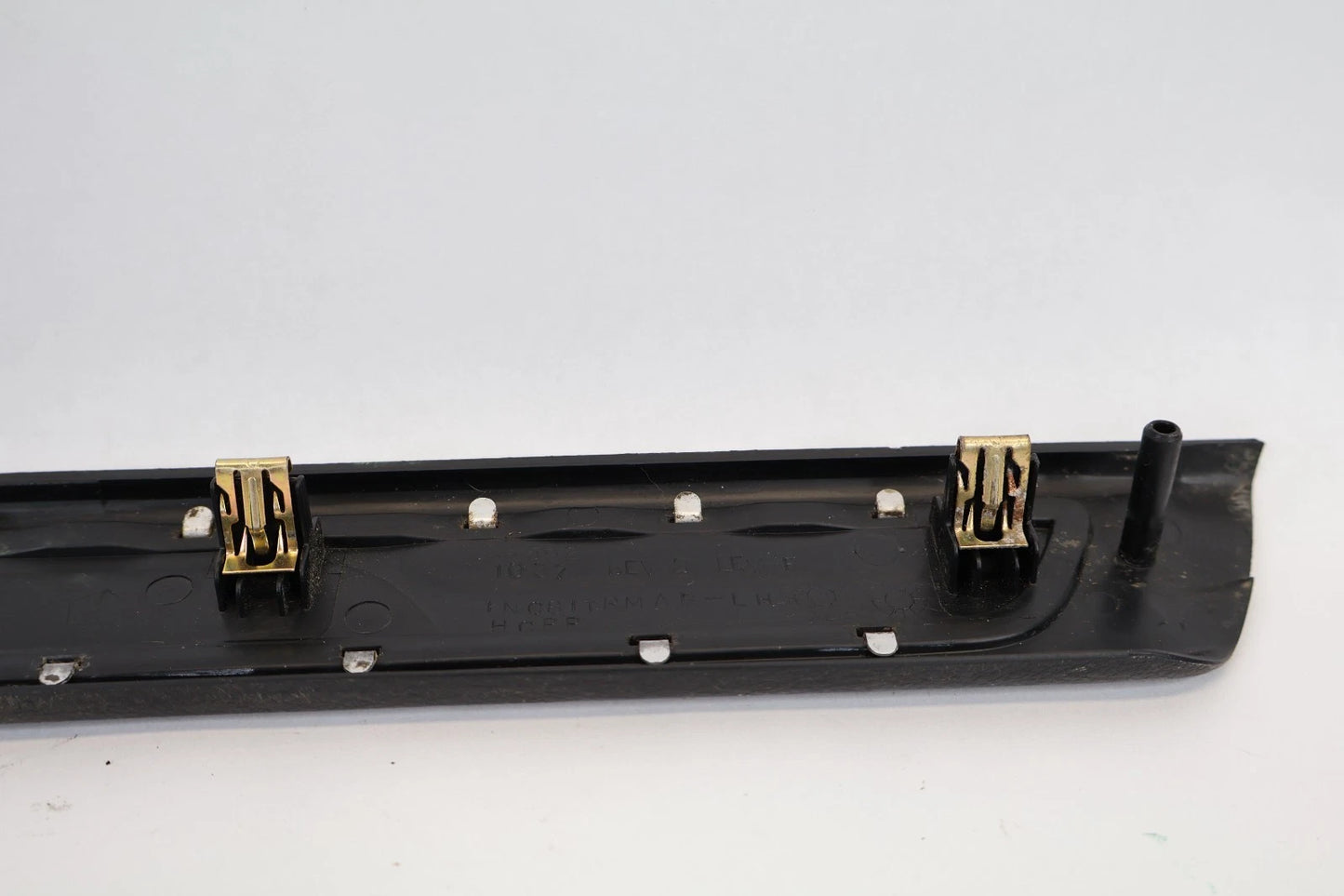 2011-2021 GRAND CHEROKEE FRONT LEFT DOOR SILL SCUFF PLATE MOLDING OEM INC81DX9AB