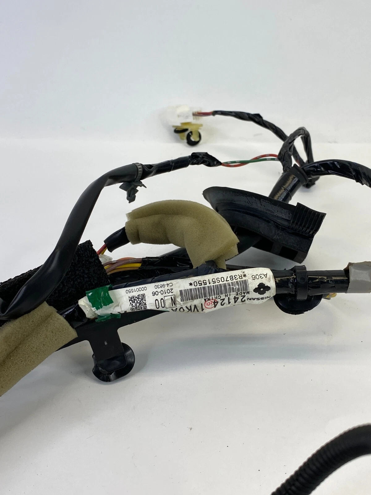 2008-2013 NISSAN ROGUE FRONT RIGHT SIDE DOOR HARNESS WIRING WIRE 24124-1VK0A OEM