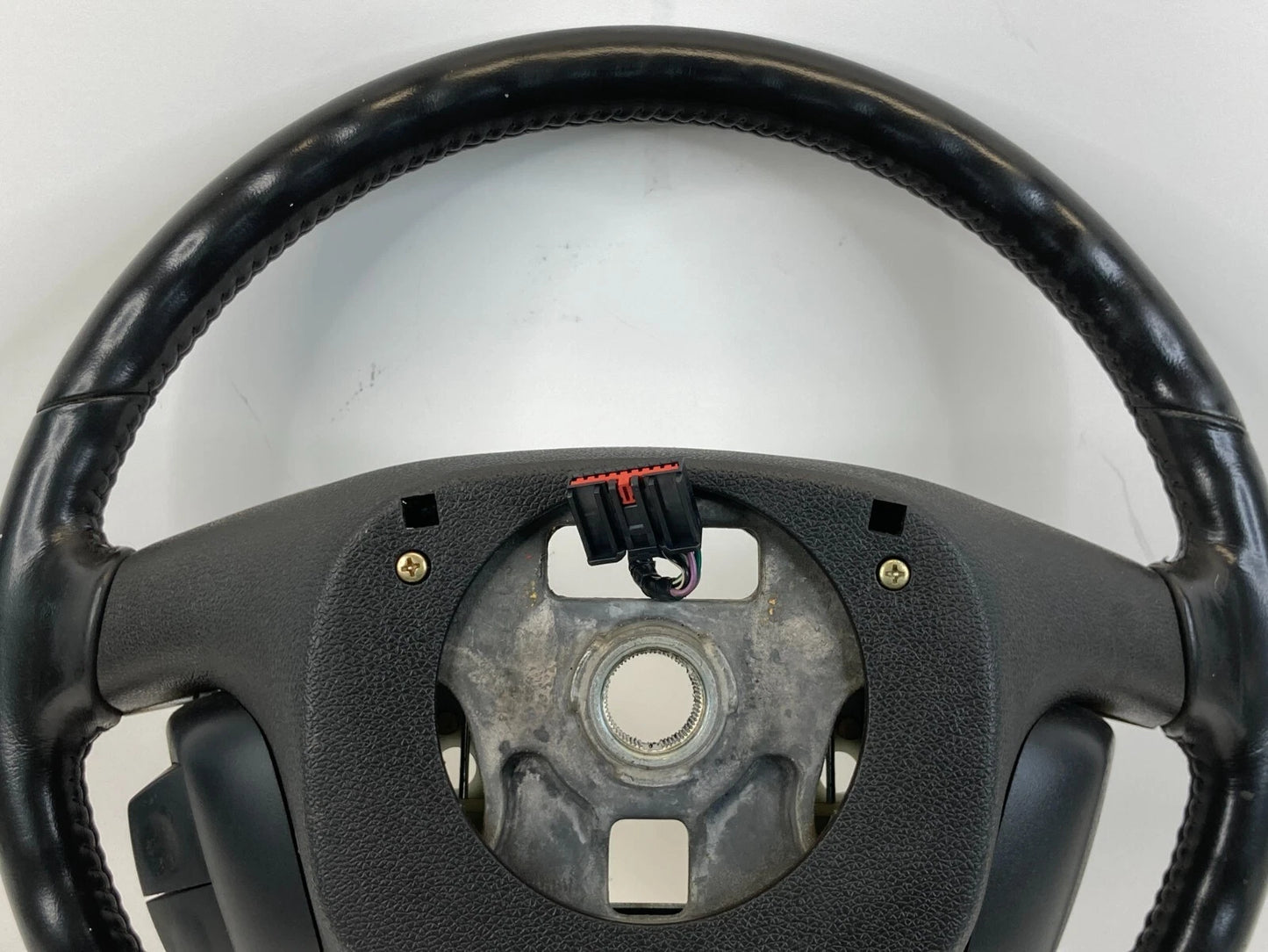 2009-2012 CHEVROLET TRAVERSE STEERING WHEEL W/ CRUISE & AUDIO CONTROL SWITCH OEM