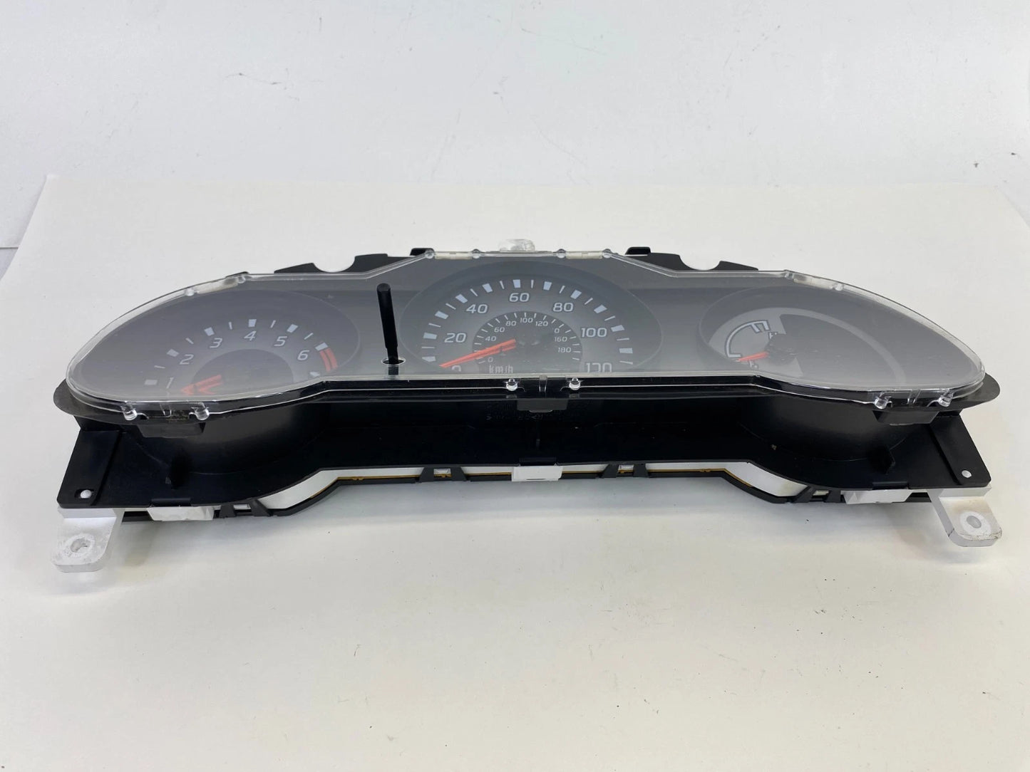 03 04 Nissan Xterra Speedometer Instrument Cluster Gauges 196K Miles 24810-2Z903