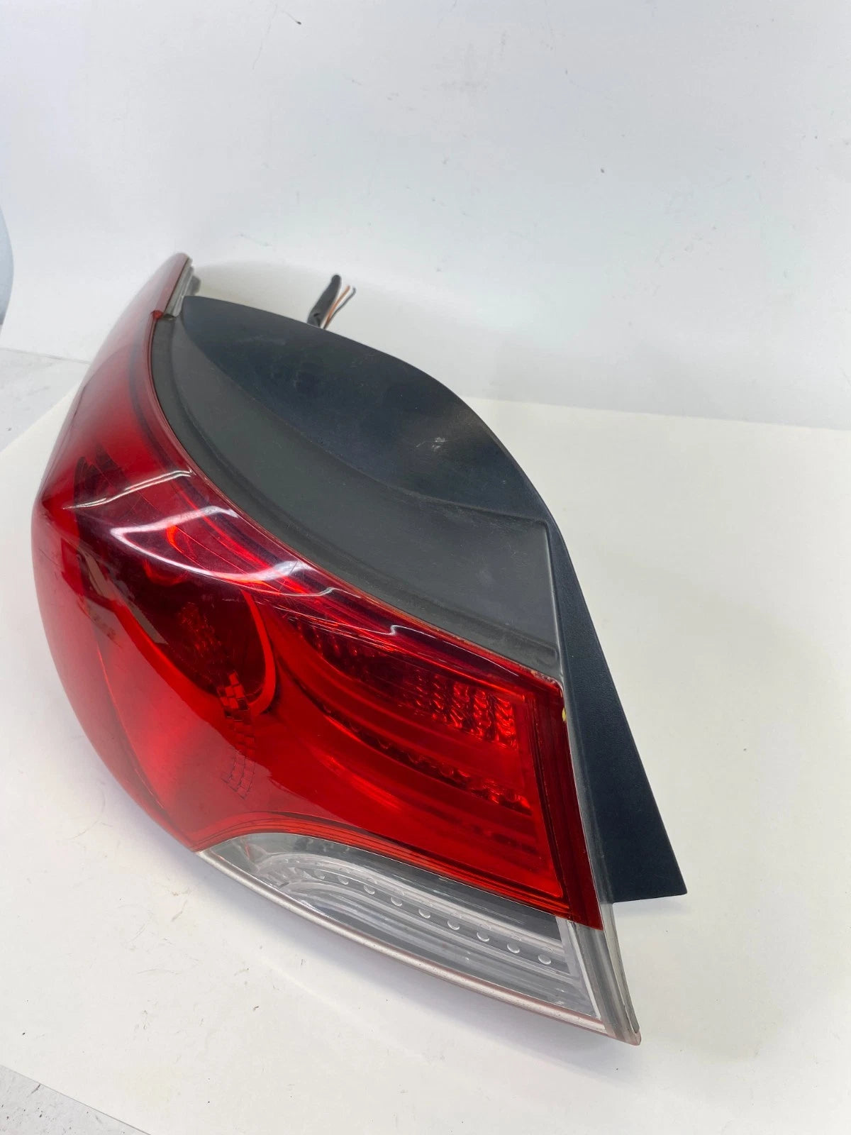 2011-2013 Hyundai Elantra SEDAN Rear Left Driver Outer Tail Light Taillight OEM