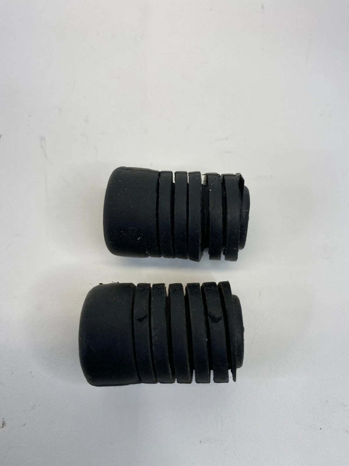 2001-2016 HYUNDAI ELANTRA HOOD BUMPER ADJUSMENT RUBBER STOP SET PAIR OEM