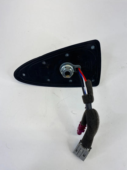2013-2016 HYUNDAI SANTA FE SPORT ROOF MOUNTED RADIO SHARK FIN ANTENNA OEM