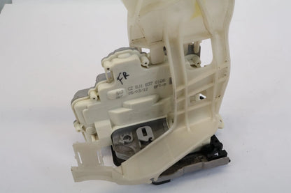 2011-2017 VOLKSWAGEN TOUAREG FRONT RIGHT PASSENGER DOOR LOCK LATCH RELEASE