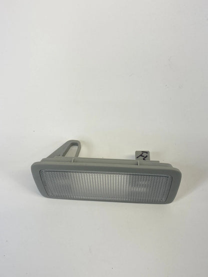 2006-2013 LEXUS IS250 FRONT LEFT SUNVISOR LIGHT VANITY LAMP LENS 81340-30100 OEM