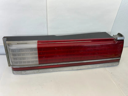 1988-1991 MERCURY GRAND MARQUIS TAILLIGHT TAIL LIGHT LAMP PASSENGER RIGHT OEM