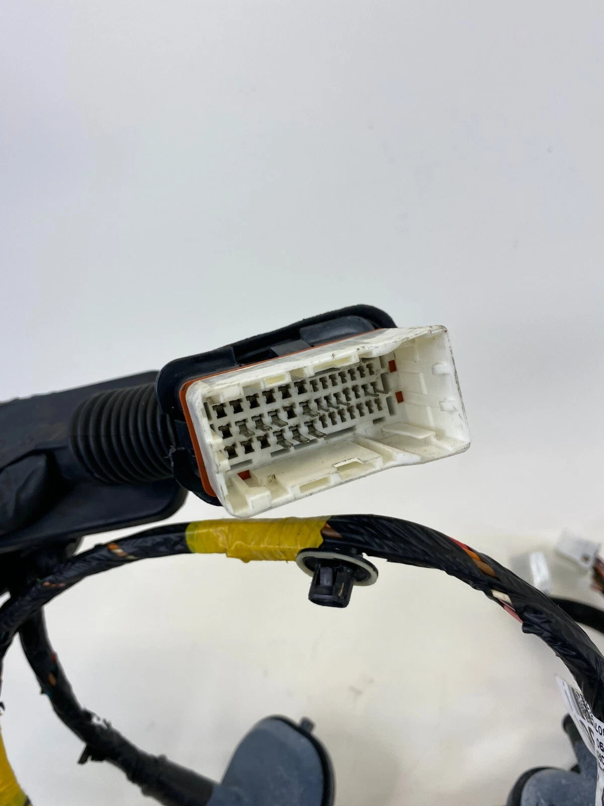 09-11 KIA BORREGO FRONT RIGHT PASSENGER DOOR WIRING HARNESS LOOM OEM 91610-2J980
