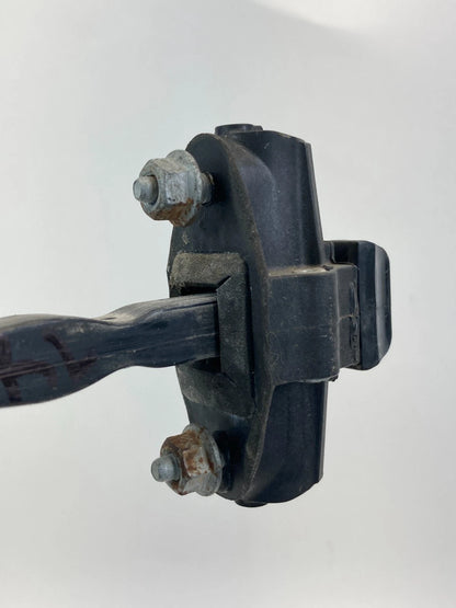 08-12 FORD ESCAPE 08-11 MERCURY MARINER REAR LEFT DRIVER SIDE DOOR CHECK STOPPER