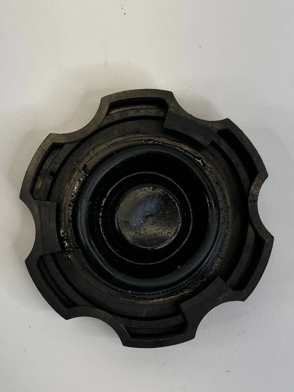 2004-2008 CHEVROLER COLORADO MASTER CYLINDER FLUID TANK RESERVOIR CAP COVER OEM