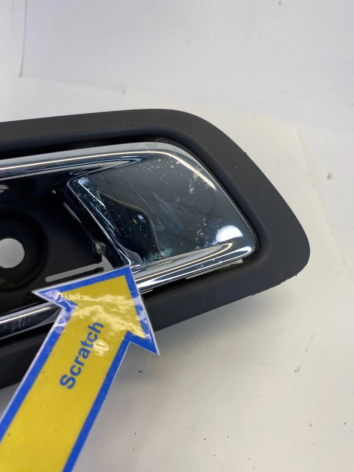 11-15 FORD EXPLORER 13-15 INTERCEPTOR UTILITY FRONT RIGHT INTERIOR DOOR HANDLE