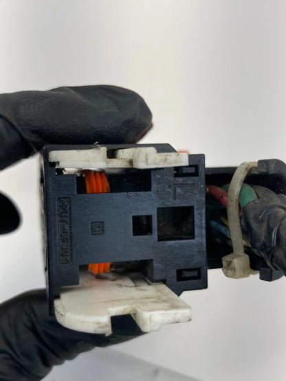 2011-2017 Nissan Quest 3.5L V6 A/T ABS Anti Lock Brake Pump Plug Connector OEM