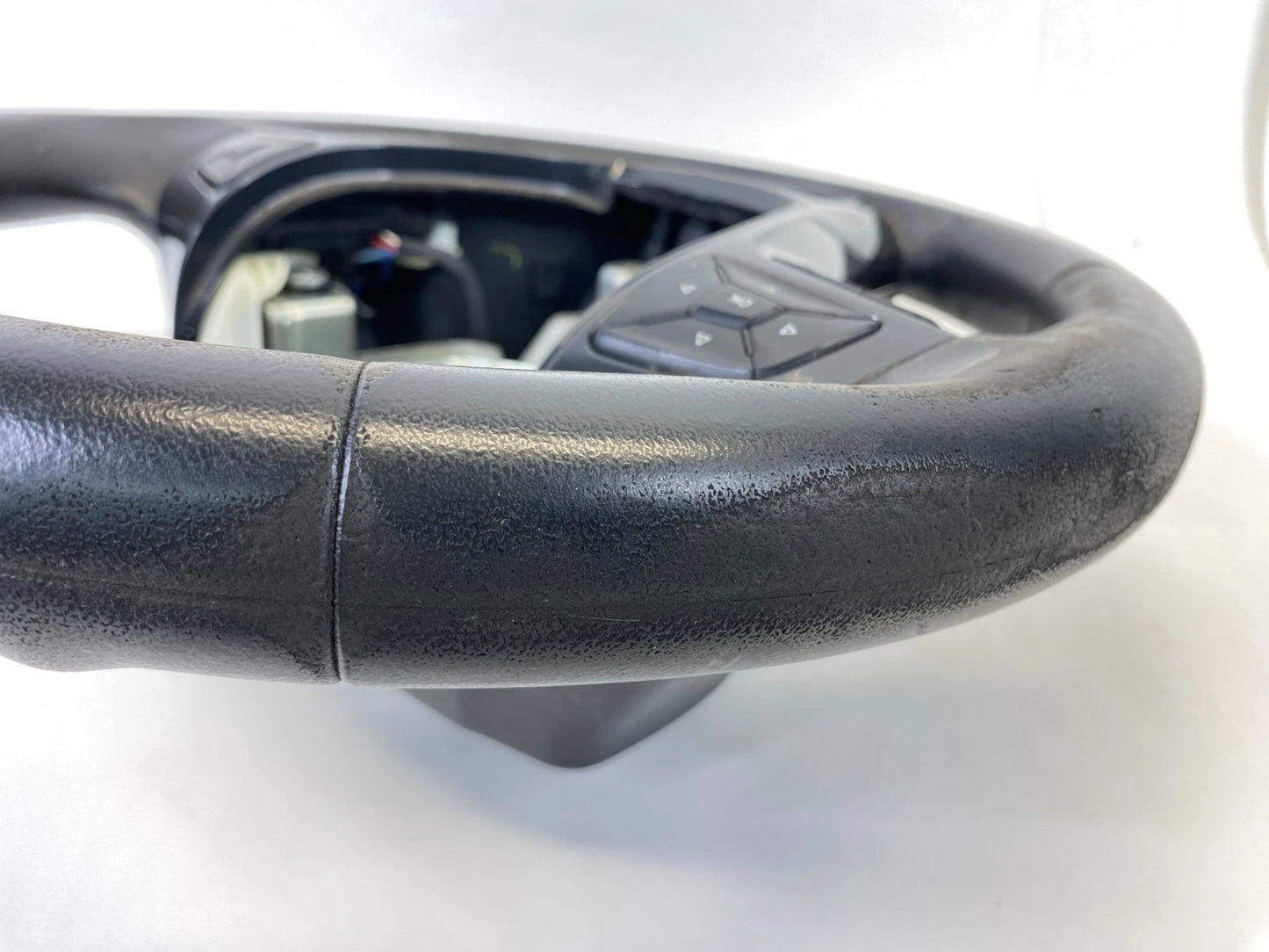 2016-2019 FORD INTERCEPTOR UTILITY STEERING WHEEL W AUDIO & CRUISE CONTROLS OEM