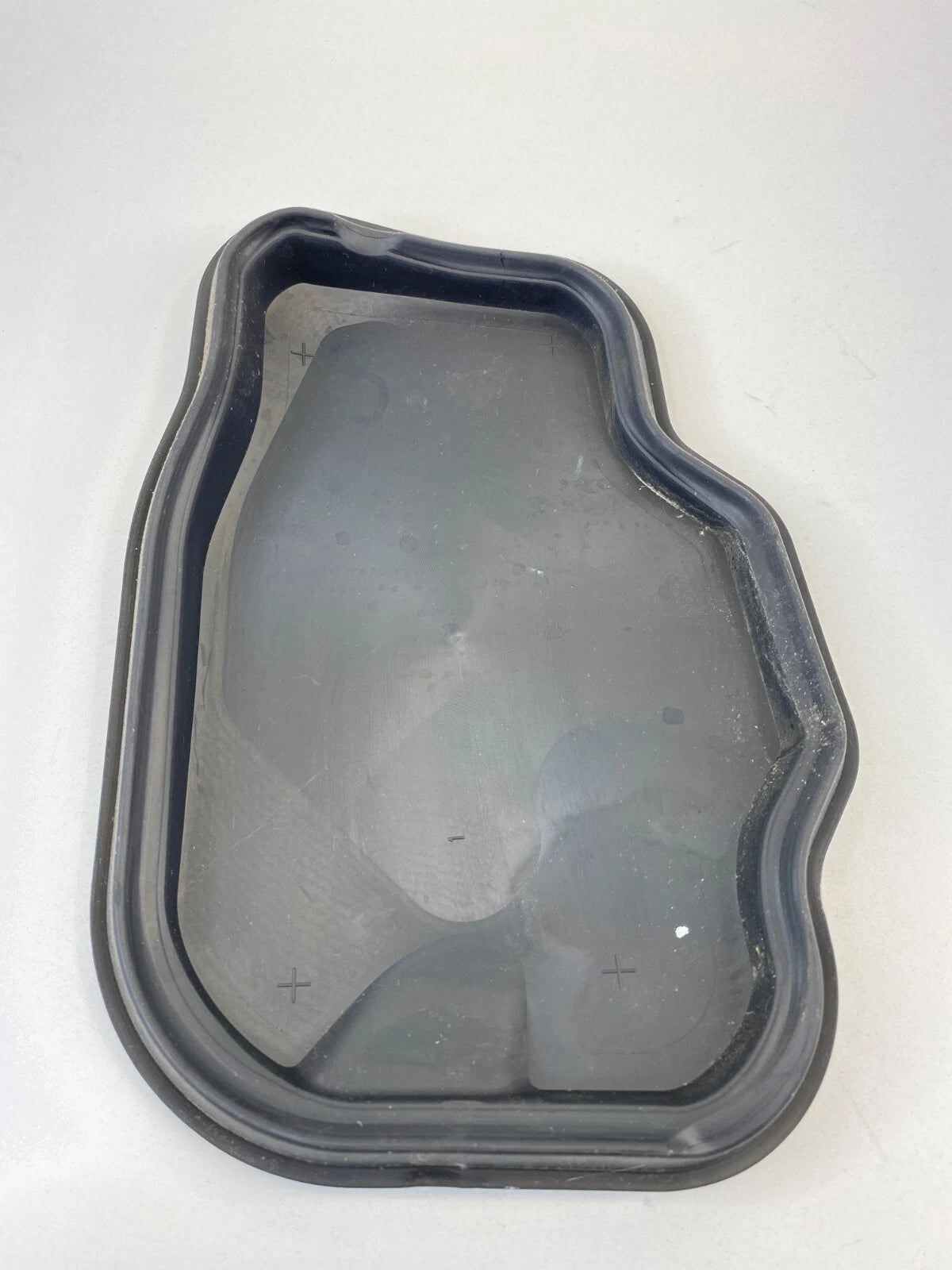 2013-2016 FORD FUSION SE SEDAN FRONT RIGHT DOOR COVER MOTOR DS73-F201A16-AD OEM