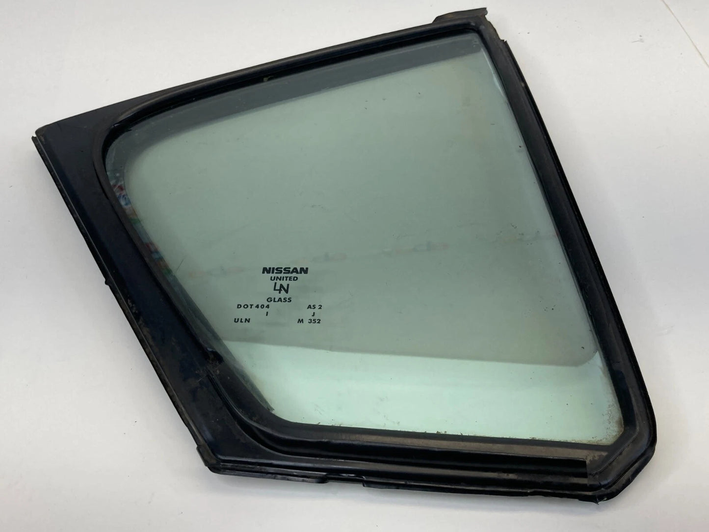 2009-2014 Nissan Maxima Rear Right Door Quarter Window Fixed Glass 82272-9N00A