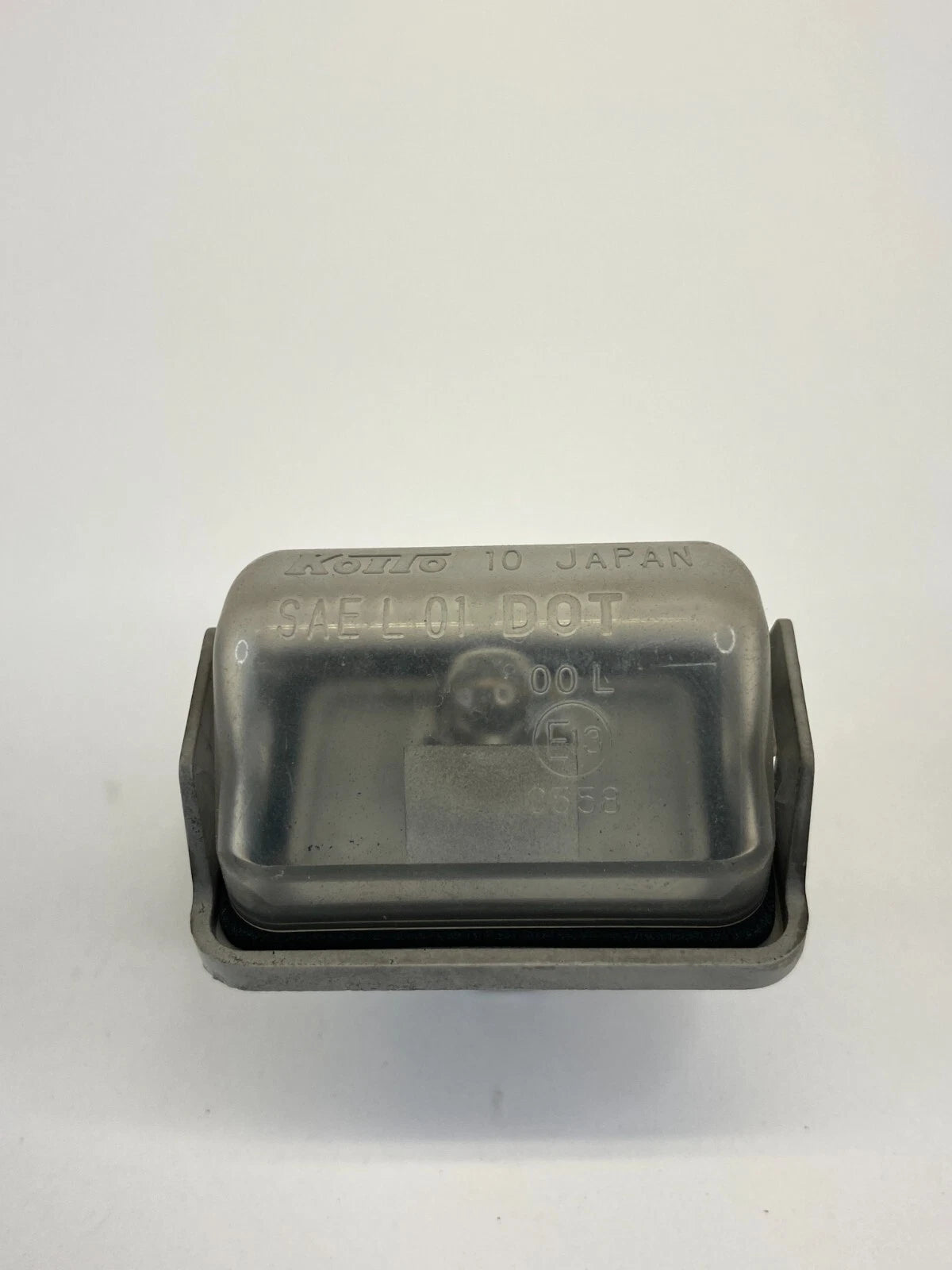 2003-2008 MAZDA 6 MAZDA6 REAR LEFT OR RIGHT TAILGATE LICENSE PLATE LIGHT LAMP