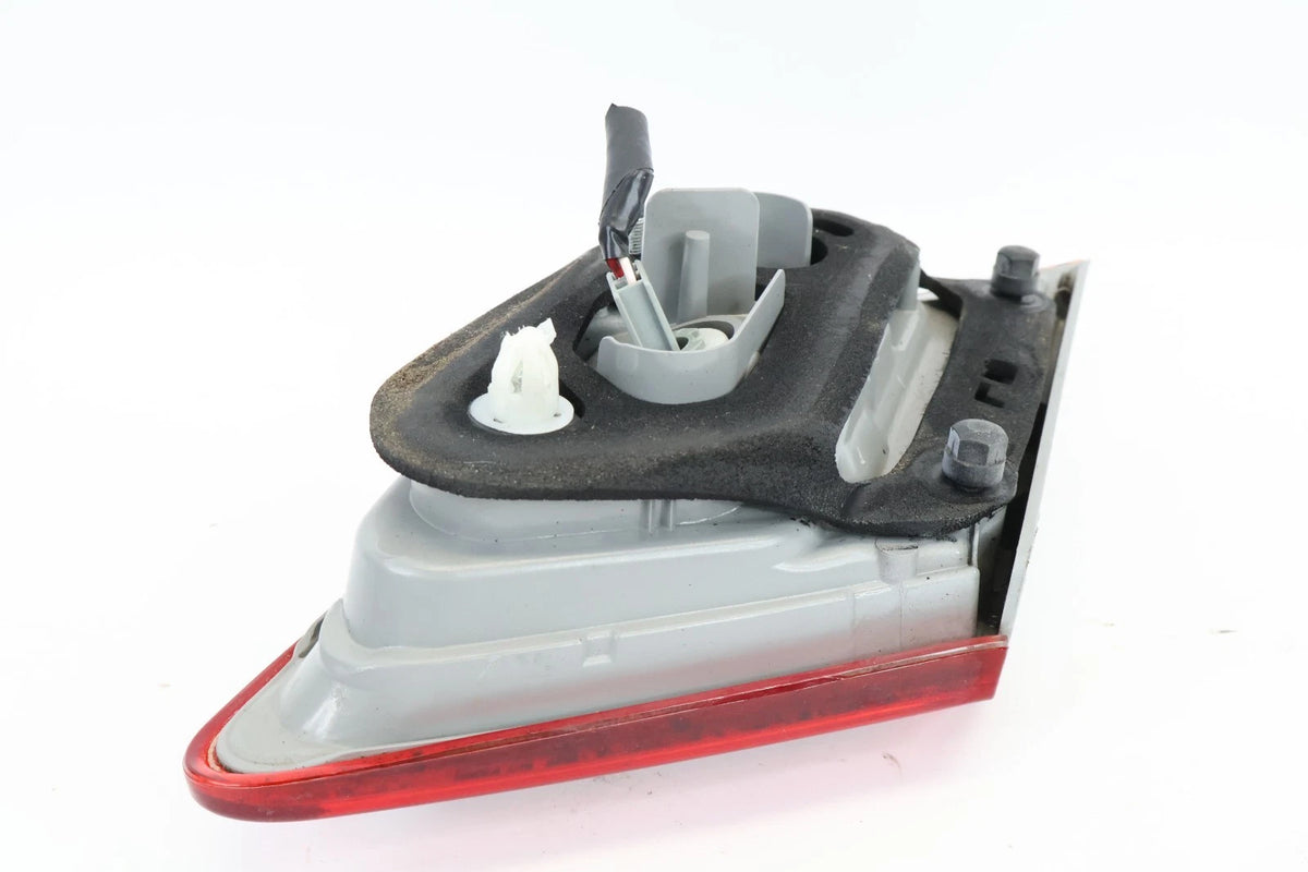 2010 2011 TOYOTA CAMRY HYBRID LEFT DRIVER SIDE TAIL LIGHT TAILLAMP INNER LED OEM