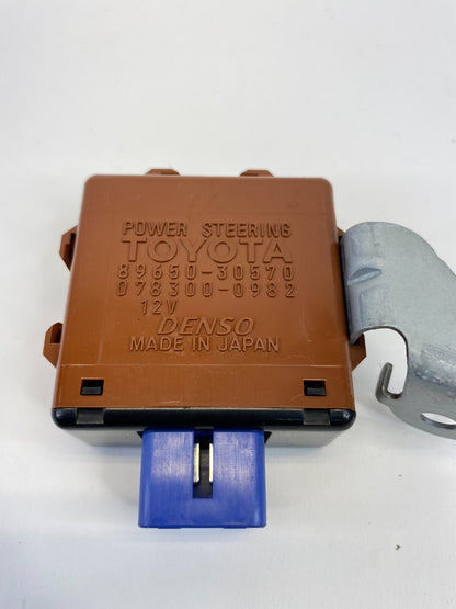 1998-2005 Lexus GS300 3.0L 24V Power Steering Control Module 89650-30570 OEM