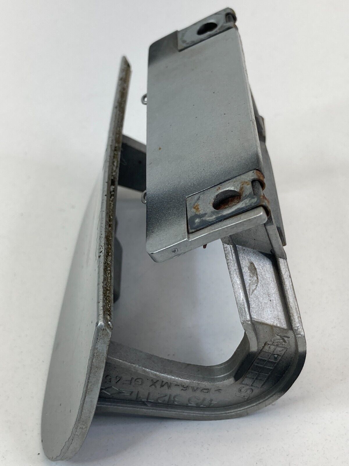 00-06 Mercedes-Benz S 500 Front Right Side Bumper Headlight Washer Trim Cover