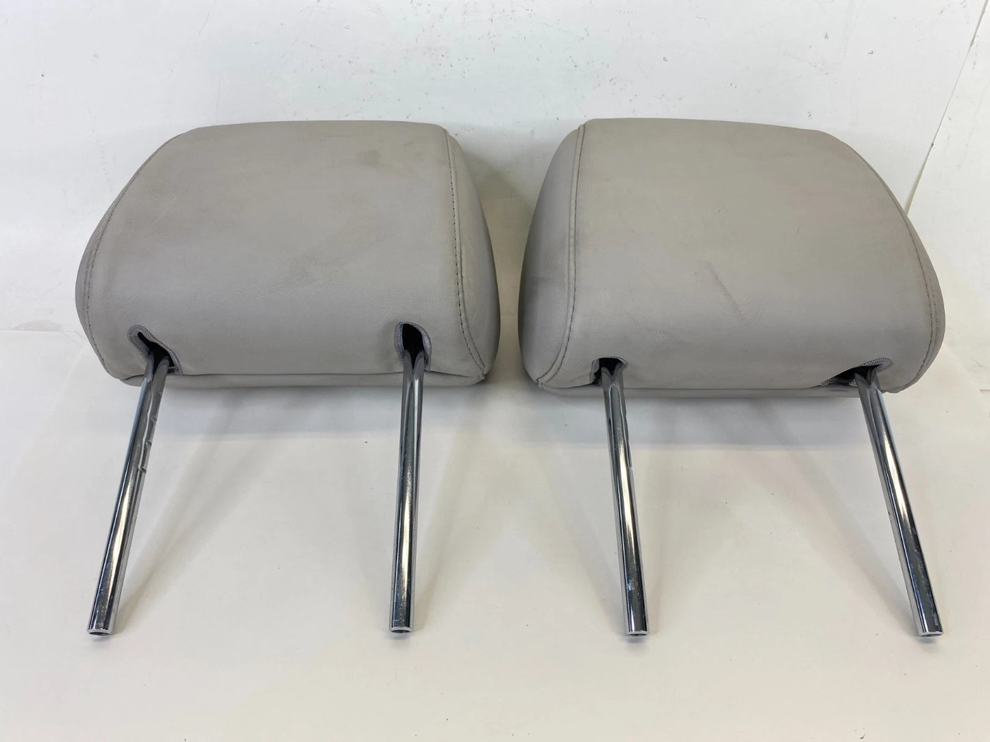 2004-2009 LEXUS RX330 RX350 FRONT DRIVER/PASSENGER HEAD REST HEADREST SET OEM