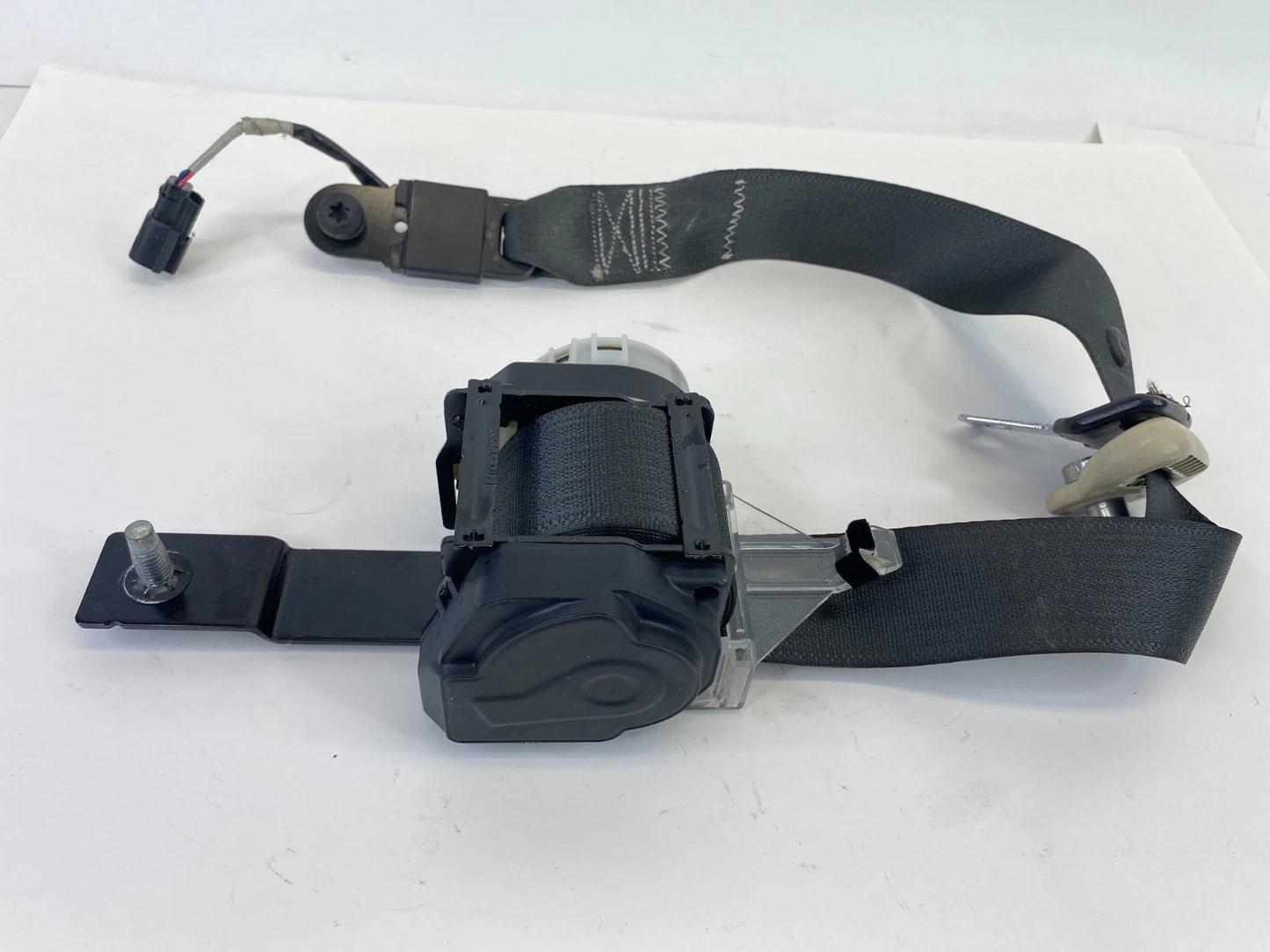13-19 Ford Flex 13-19 Lincoln MKT Front Right Passenger Side Seat Belt Retractor