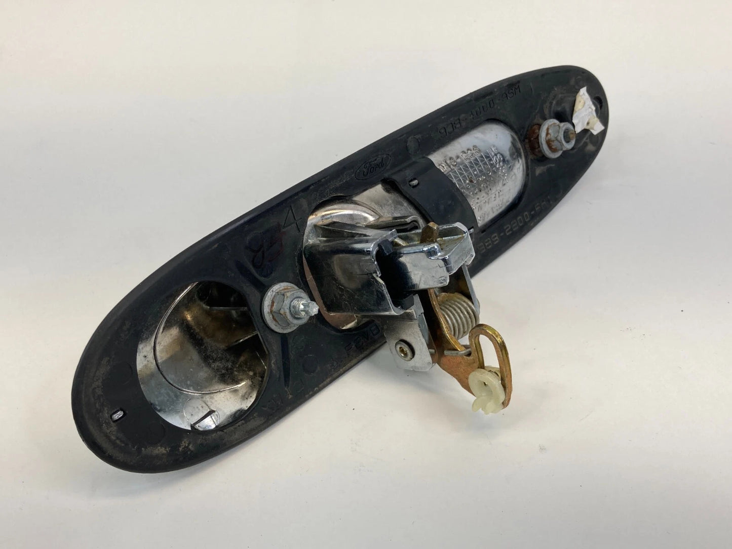 98-02 LINCOLN TOWN CAR FRONT RIGHT SIDE EXTERIOR DOOR HANDLE 938-4000-ASM OEM