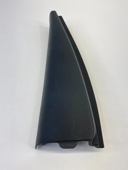 09-12 CHEVROLET TRAVERSE REAR RIGHT DOOR INNER FRAME CORNER COVER 25852004 OEM